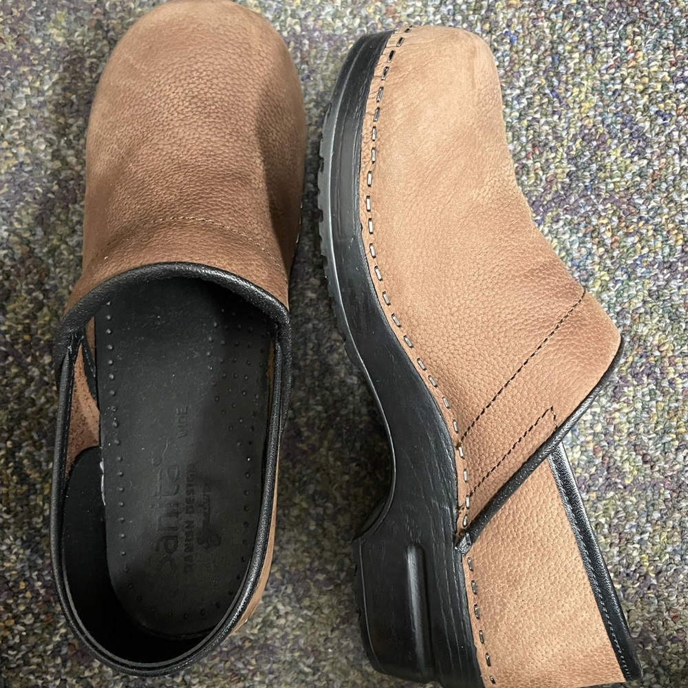 Sanita Women’s Clogs - Matte Brown